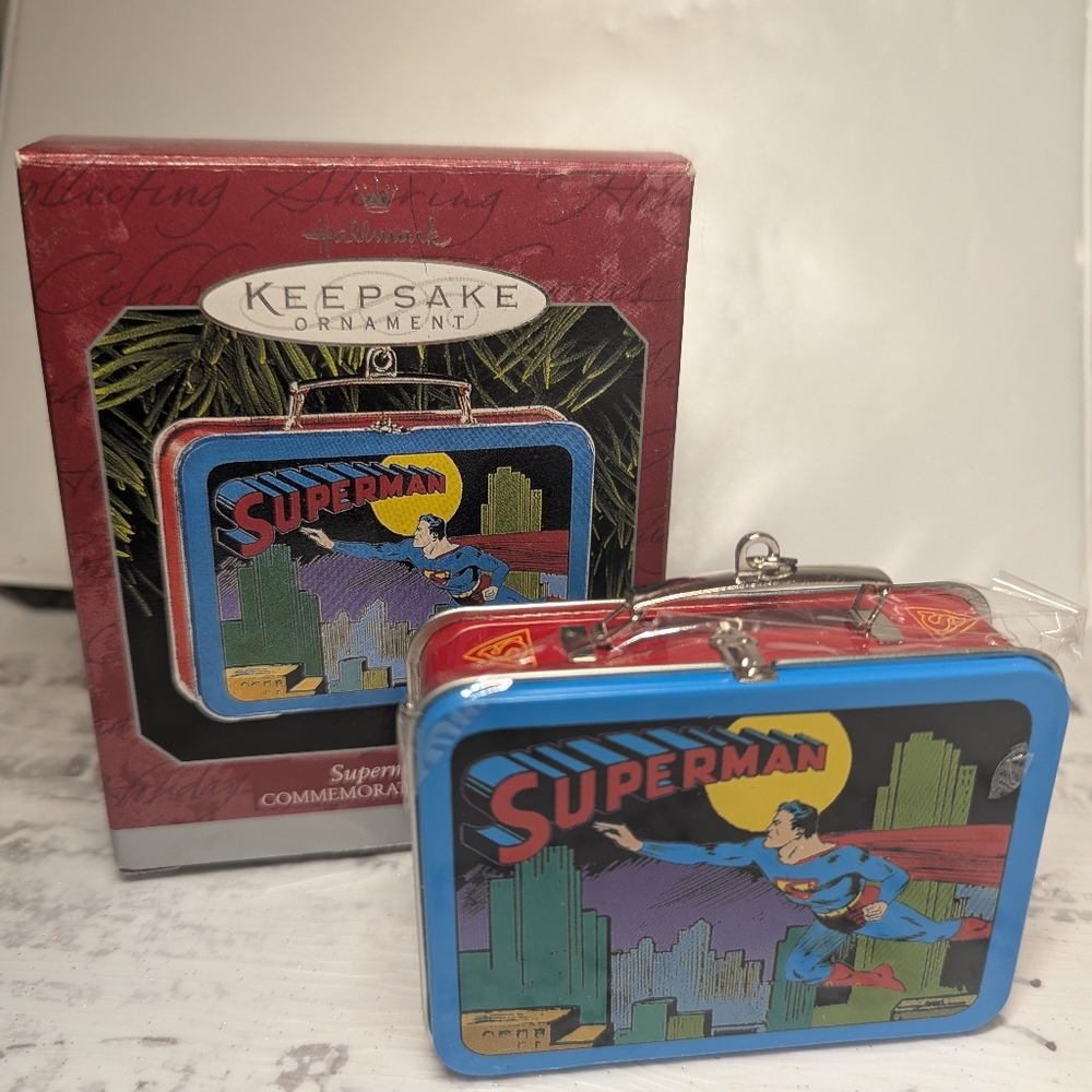 SUPERMAN CHRISTMAS ORNAMENT NEW HALLMARK TIN LUNCHBOX